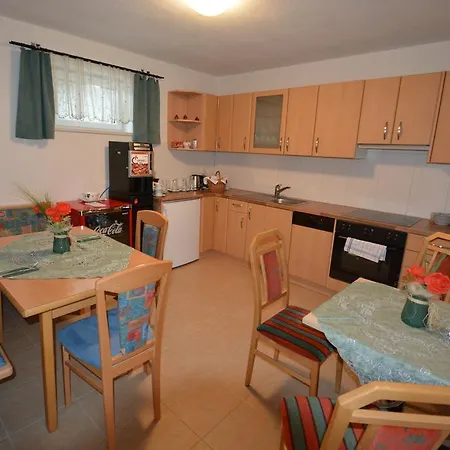 ホームステイ Gaestehaus Scheer *